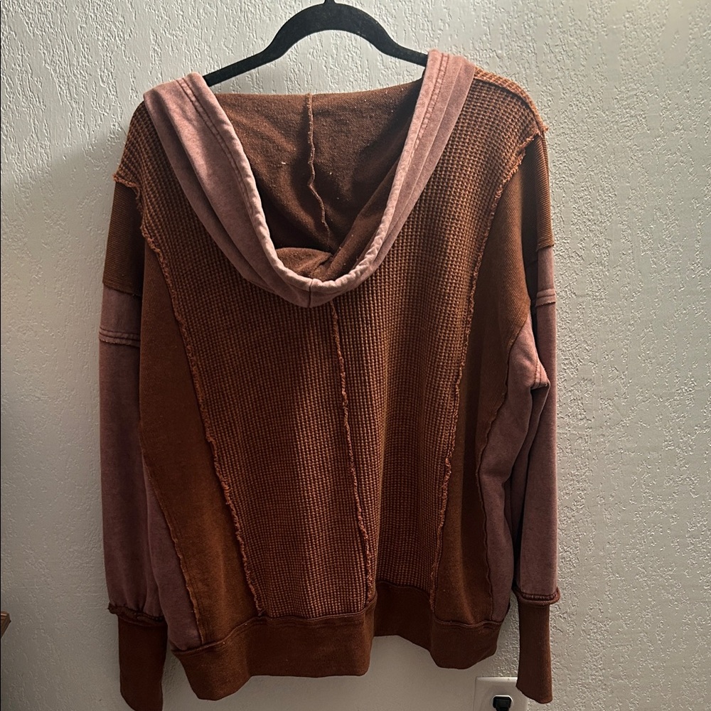 57. Oli & Hali V-Neck Brown Hooded Sweatshirt - Picture 3 of 3